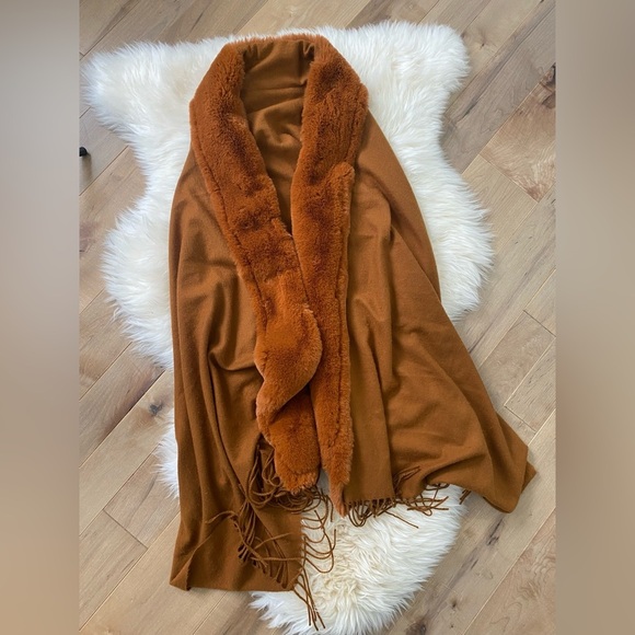 CASHMERE SHALL SCARF - Picture 5 of 10